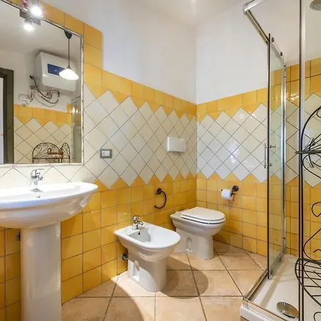 Giglio Villa *