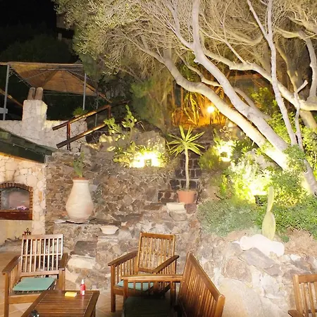 Giglio Villa *